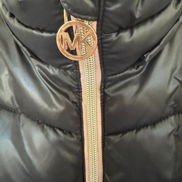 Michael Kors Kids Black Puffer Jacket Quilted Pink Fleece Lined MK Logo Zipper - Picture 5 of 16